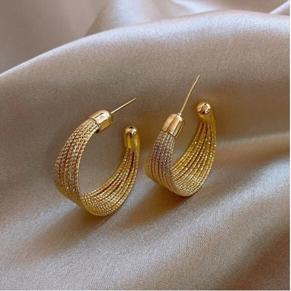 14K Gold Filled Hoop Earrings - Picture 2 of 6